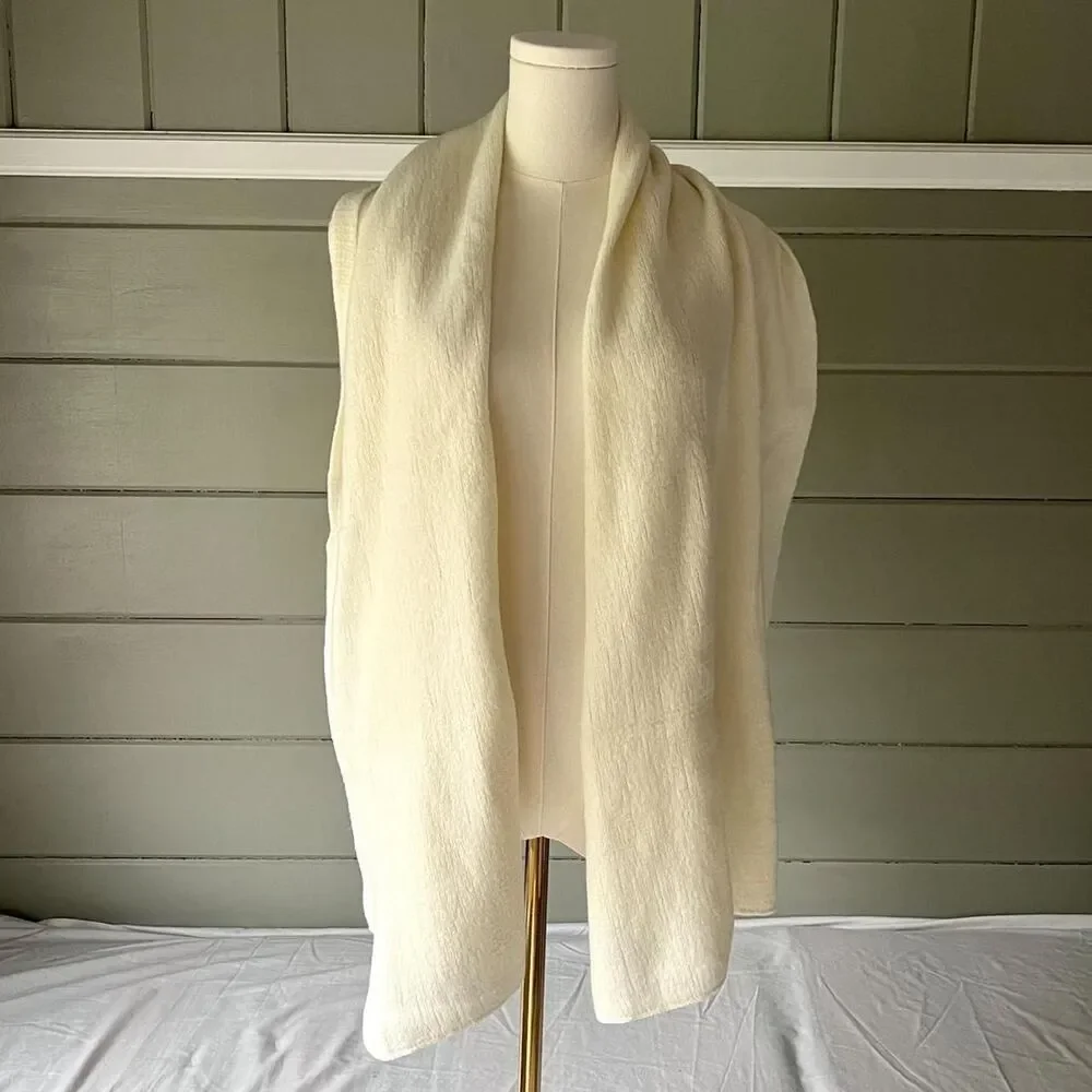 Forever-21 Women's Cream and White Scarf-wraps